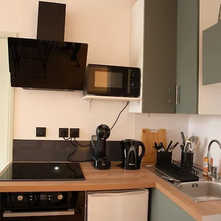 T2 Renove+parking Prive Apartment *
