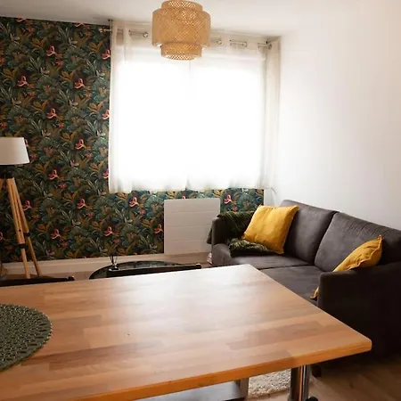 T2 Renove+parking Prive Apartment *
